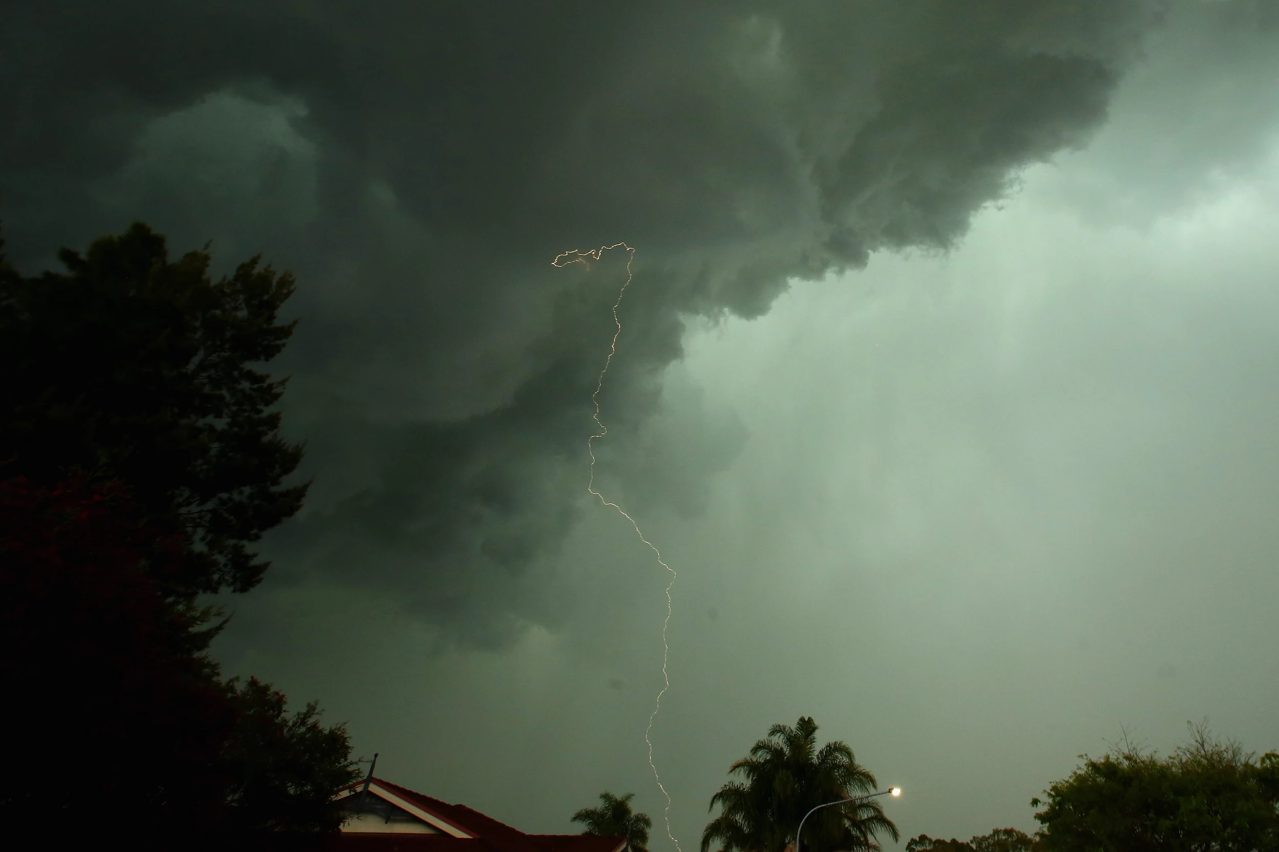 Strong Storms Pushing Across Louisiana This Morning