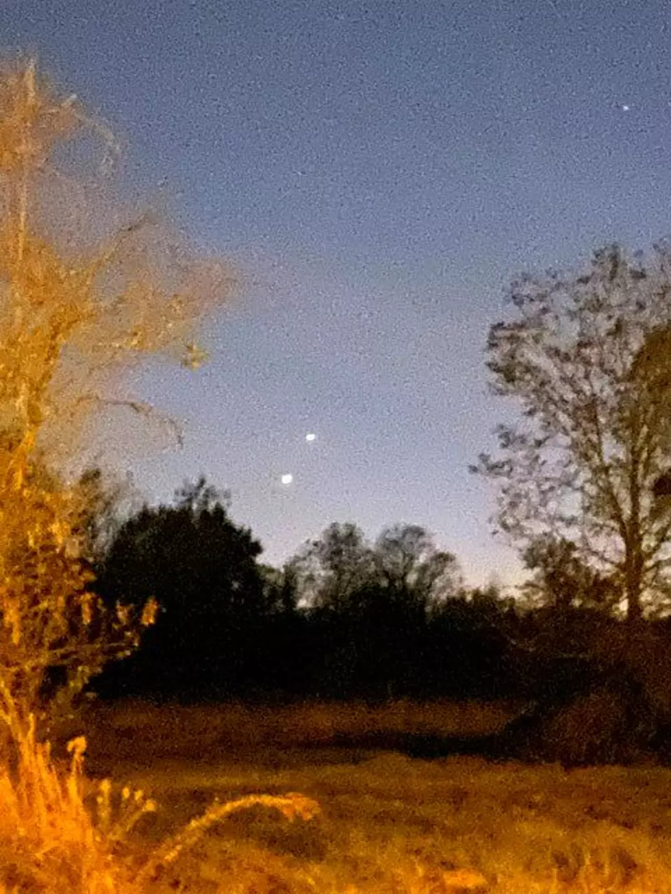 Dozens of Pilots Come Forward With Videos of New UFO Sightings
