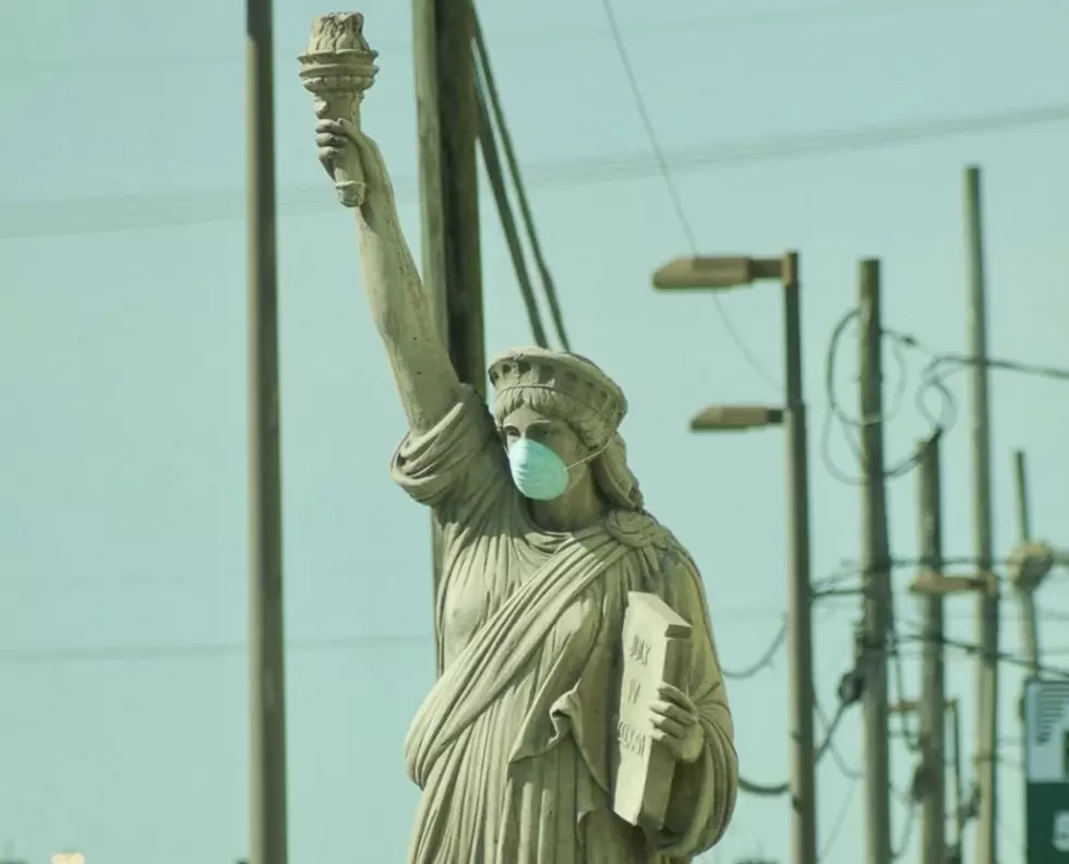 Statue of Liberty Replica Delivers Important Message Along Busy Louisiana Roadway