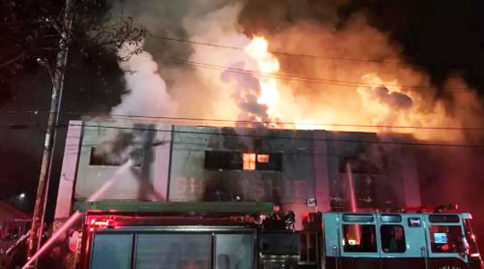 Site Of Deadly Oakland Warehouse Fire An Artist Space, Maze