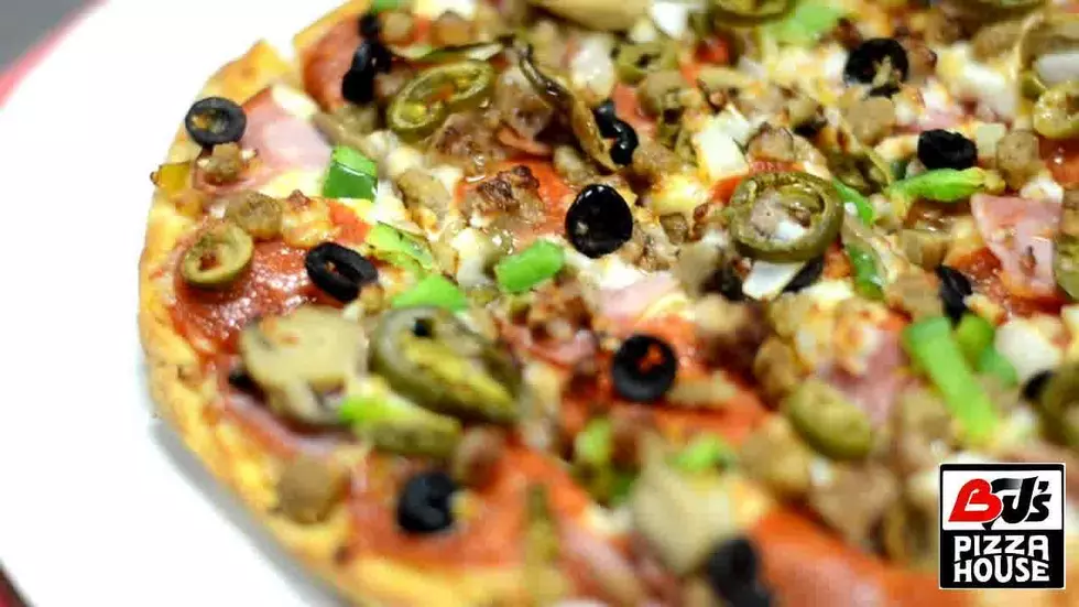 BJ's Pizza, Facebook