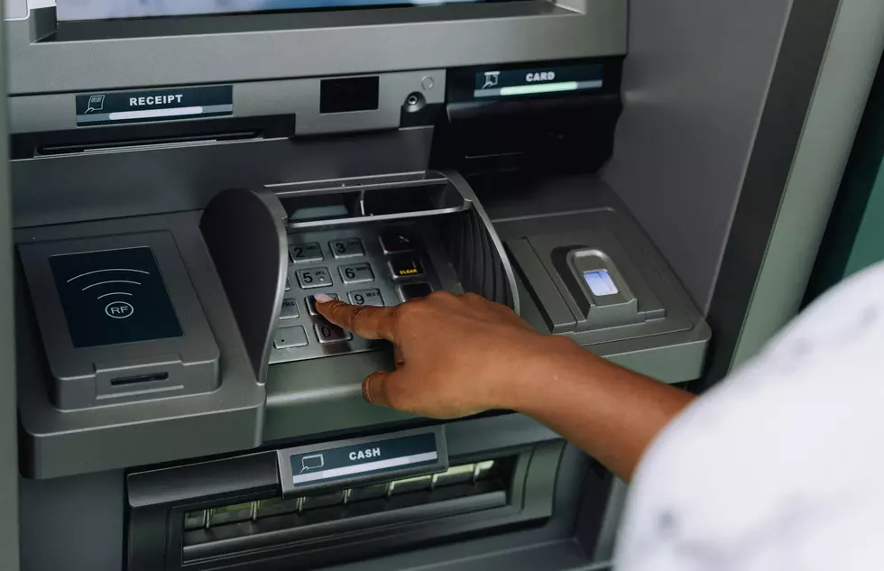 Man in Louisiana Seen Placing and Removing Skimmer on ATM